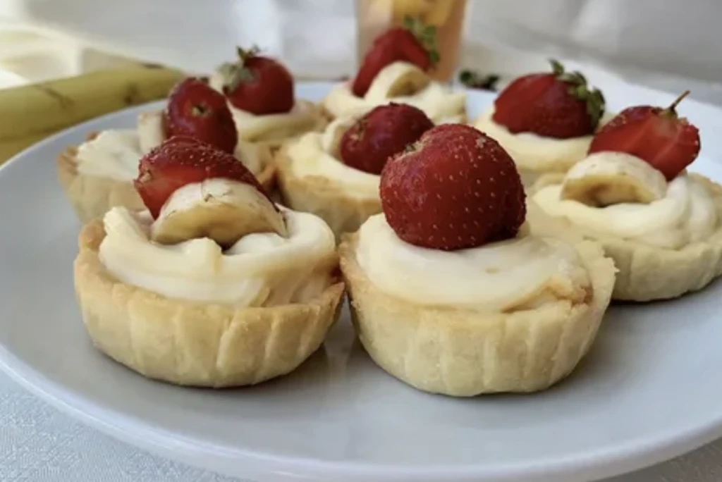 MasterChef'te tüm püf noktası verildi, artık kimse pastaneden almayacak! Çocuğunuzun doğum günlerinin yıldızı olacak 9 Ekran Resmi 2025 10 24 08.20.41