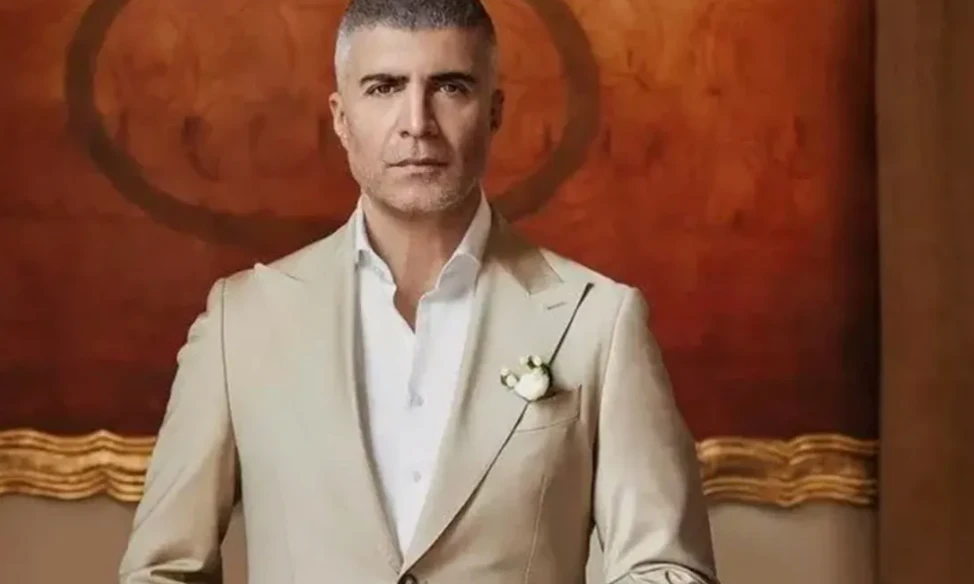 Özcan Deniz'in son haline sosyal medyadan yorum yağıyor! Önce imaj değiştirdi, şimdi tarz! 8 Ekran Resmi 2025 10 25 13.23.58