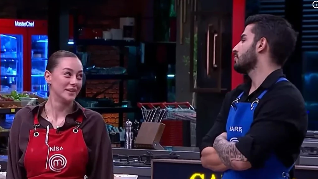 MasterChef'ten elenen Nisa'dan Barış'a olay hamle! İkilinin arası fena bozuldu 4 Ekran Resmi 2025 10 28 18.10.12