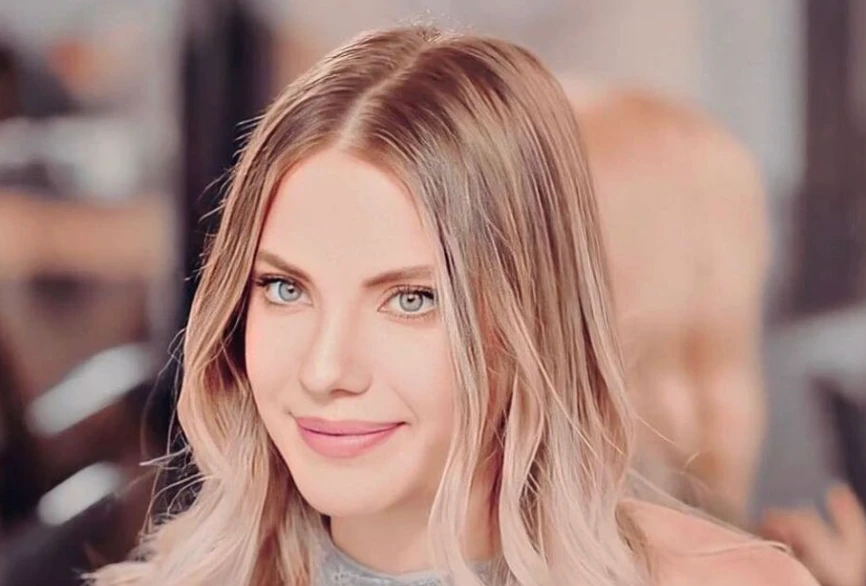 Eda Ece MasterChef mutfağına girdi sosyal medya karıştı! Güzelliğiyle şov yaptı yemek unutuldu 7 Ekran Resmi 2025 11 04 07.04.18