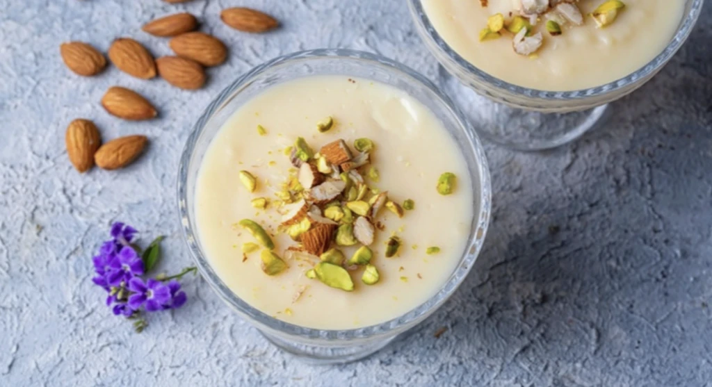 MasterChef Keşkül-ü Fukara tatlısı nasıl yapılır? Keşkül-ü Fukara isminin hikayesi bakın nereden geliyormuş! 7 Ekran Resmi 2025 11 05 08.51.21