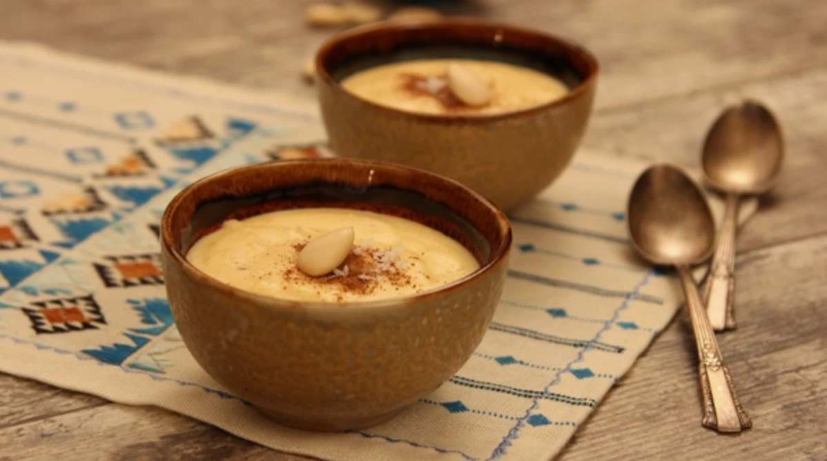 MasterChef Keşkül-ü Fukara tatlısı nasıl yapılır? Keşkül-ü Fukara isminin hikayesi bakın nereden geliyormuş! 8 Ekran Resmi 2025 11 05 08.51.27