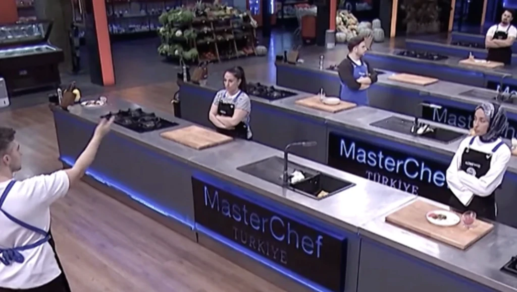 MasterChef 6 Kasım 2025 dokunulmazlık oyununu kim kazandı? MasterChef eleme adayı kim oldu? 6 Ekran Resmi 2025 11 06 10.40.40