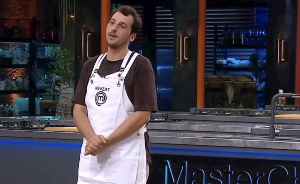 MasterChef 2025 Nisa sevgilisi Nevzat'la fotoğrafını paylaşıp aşkını ilan etti! 8 Ekran Resmi 2025 11 08 09.35.03
