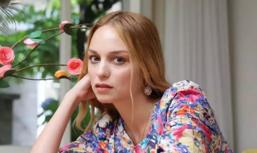 Nilperi Şahinkaya’nın sevgilisi Baturalp Bekar kimdir, kaç yaşında? Baturalp Bekar aslen nereli, ne iş yapıyor? 8 Ekran Resmi 2025 11 08 18.40.09