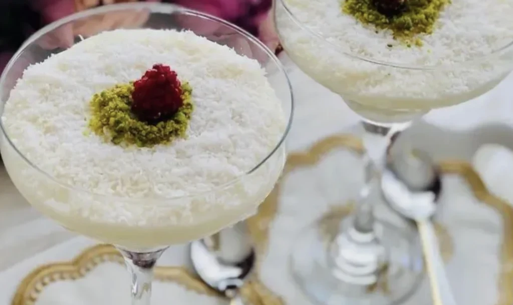 MasterChef'te yapıldı hafif tatlı arayanlar tarifinin peşine düştü! Kaşık kaşık yediriyor aromasıyla damak çatlatıyor 4 Ekran Resmi 2025 11 09 18.45.36