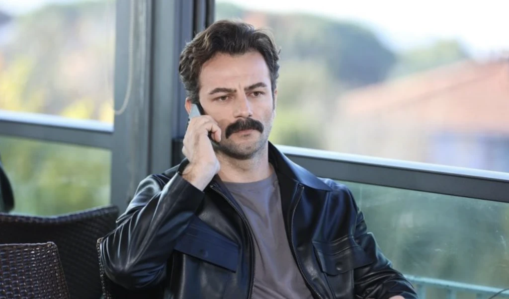 Gökberk Demirci Rüya Gibi dizisinin kadrosuna dahil oldu! 3 Ekran Resmi 2025 11 09 19.37.57