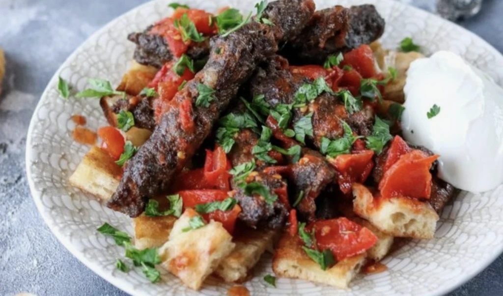 Sosyal medyada viral olan o köfte MasterChef’te yapıldı! Herkes tarifin peşine düştü kimse kaçırmak istemiyor! 10 Ekran Resmi 2025 11 11 12.13.46