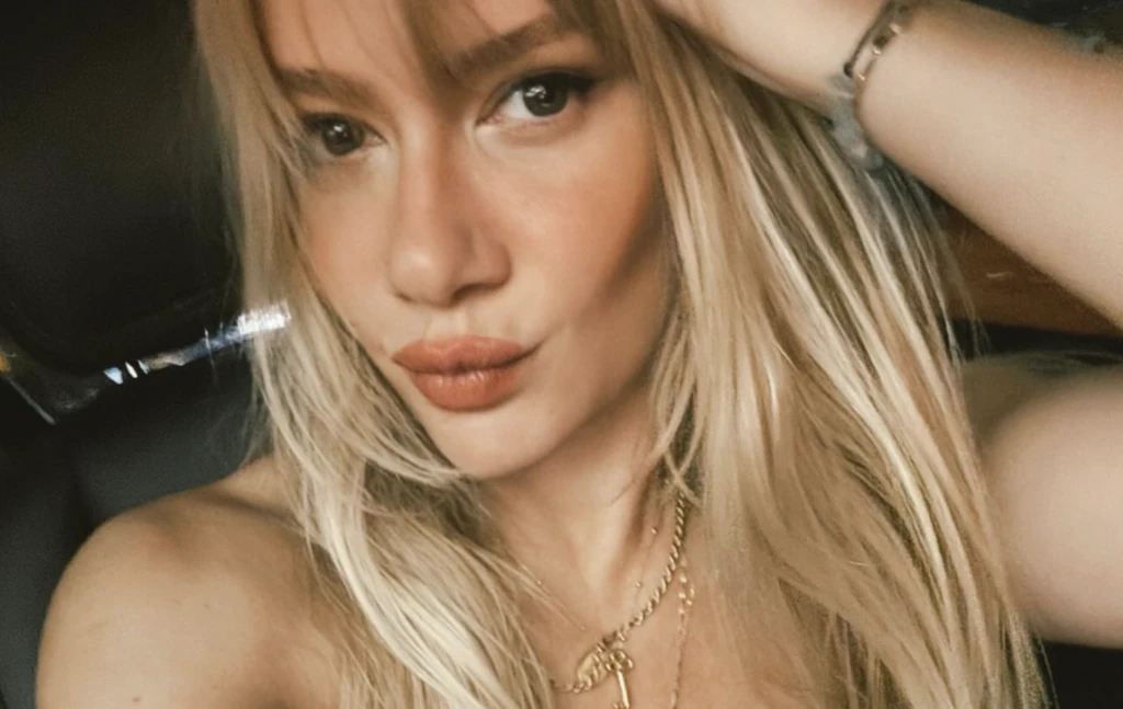 Talya Didem Belen kimdir? Somer Sivrioğlu'nun yeni sevgilisi Talya Didem Belen ne iş yapıyor, mesleği ne? 5 Ekran Resmi 2025 11 13 19.27.20