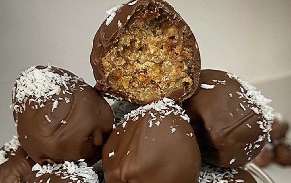 MasterChef evde lokum gibi pişen çikolatalı kestane şekeri tarifi! Ne dağılıyor ne de şekerleniyor, meğer bu kadar basitmiş! 5 Ekran Resmi 2025 11 14 15.52.01