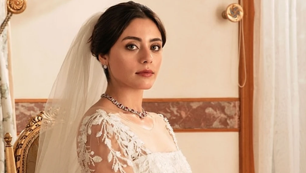 Kızılcık Şerbeti’nden ayrılan Sıla Türkoğlu Doğukan Güngör ve Feyza Civelek'i takipten çıkardı. 4 Ekran Resmi 2025 11 15 10.02.41