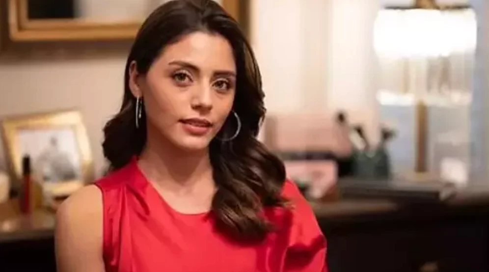 Kızılcık Şerbeti’nden ayrılan Sıla Türkoğlu Doğukan Güngör ve Feyza Civelek'i takipten çıkardı. 8 Ekran Resmi 2025 11 15 10.04.55