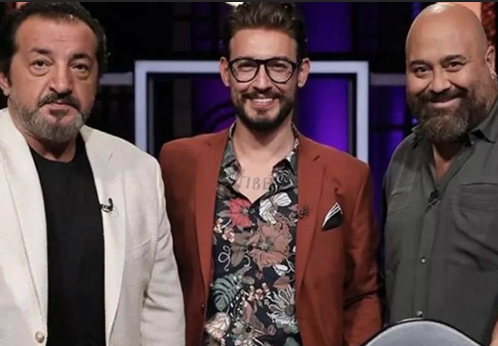 MasterChef taş fırın tadında kaşarlı pide tarifi! Görümce çatlatır, hem basit hem lezzetli! 10 Ekran Resmi 2025 11 16 18.03.16