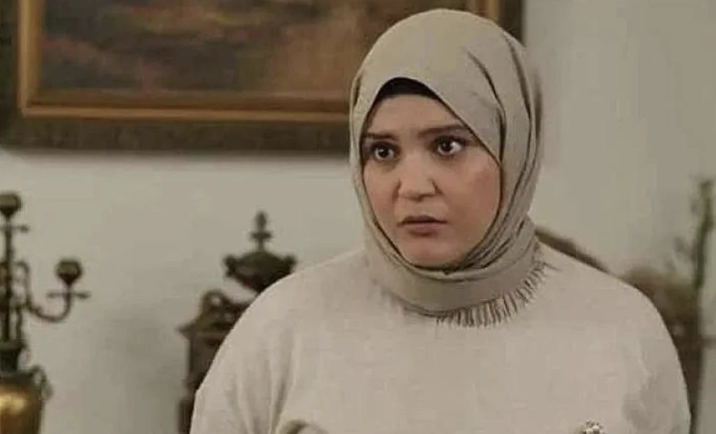 Sıla Türkoğlu ve Emrah Altıntoprak’ın Kızılcık Şerbeti dizisinden ayrılma sebepleri ortaya çıktı! Bakın nedeni neymiş 7 Ekran Resmi 2025 11 16 18.34.28