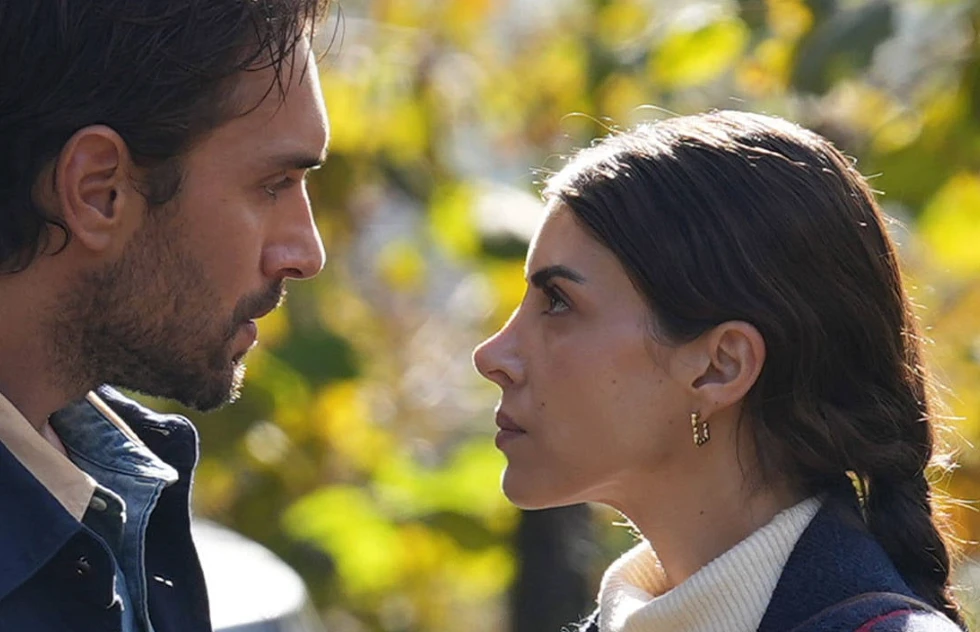 Taşacak Bu Deniz 6. Bölüm reytingleri tüm rekorları alt üst etti 1 gün içinde 8 milyon izlenmeye ulaştı 9 Ekran Resmi 2025 11 16 20.13.59