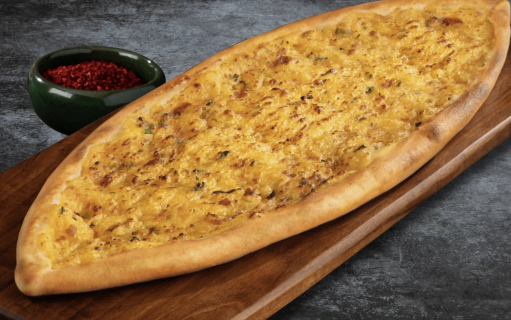 En kolay ve lezzetli MasterChef patatesli pide tarifi! 5 çayına 30 dakikada hazır! 6 Ekran Resmi 2025 11 16 20.52.02