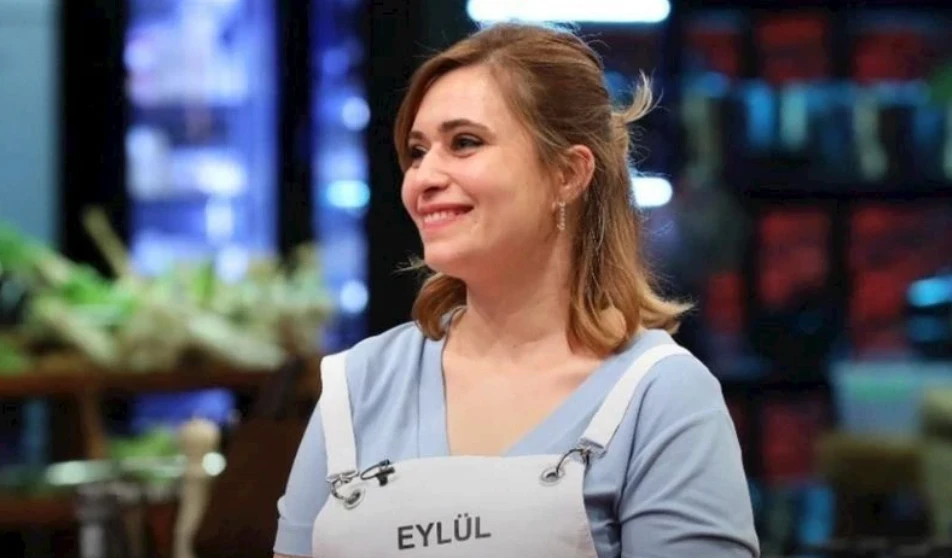 MasterChef'ten elenen Eylül Azra Soysal kimdir, mesleği ne? MasterChef'in şampiyonluk adayıydı! 5 Ekran Resmi 2025 11 19 13.41.42