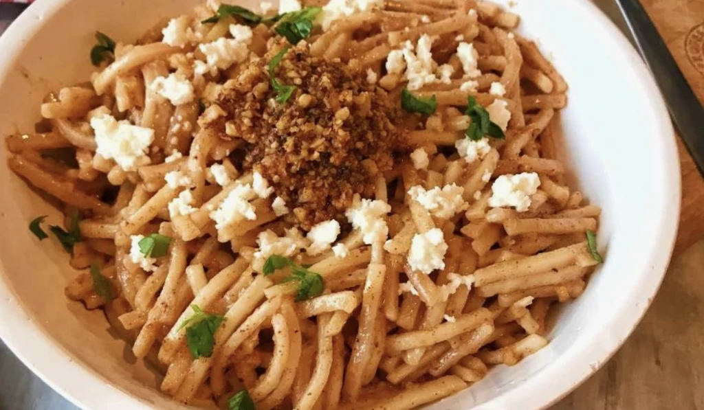 MasterChef Furkan’ın babaannesiyle yaptığı cevizli erişte videosu izlenme rekoru kırdı! İşte izleyenlerden tam not alan o tarif 6 Ekran Resmi 2025 11 19 19.46.28