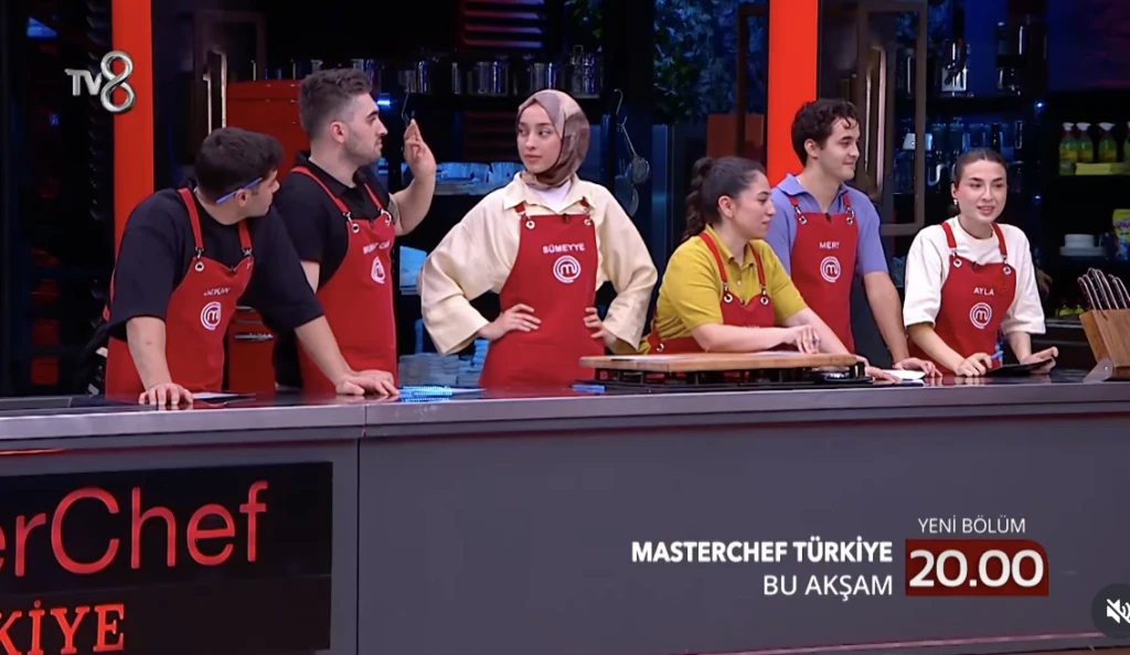 MasterChef Muratcan'ın İtalyan başkonsolosu Elena Clemente'ye yaptığı şaka herkesi güldürdü! 4 Ekran Resmi 2025 11 20 20.05.55