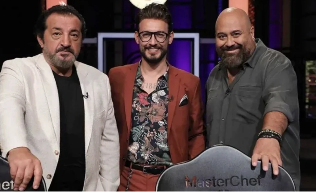MasterChef'ten Muratcan'ın elenir elenmez yaptığı ilk paylaşım dikkat çekti! Mavi takım kaptanıydı, yorum yağdı! 11 Ekran Resmi 2025 11 27 14.29.37