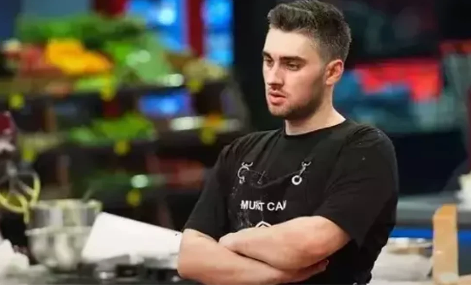 MasterChef'ten Muratcan'ın elenir elenmez yaptığı ilk paylaşım dikkat çekti! Mavi takım kaptanıydı, yorum yağdı! 9 Ekran Resmi 2025 11 27 14.29.57