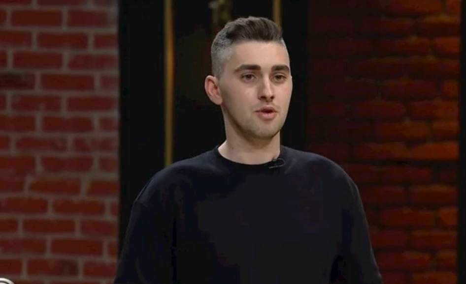 MasterChef'ten Muratcan'ın elenir elenmez yaptığı ilk paylaşım dikkat çekti! Mavi takım kaptanıydı, yorum yağdı! 5 Ekran Resmi 2025 11 27 15.25.10