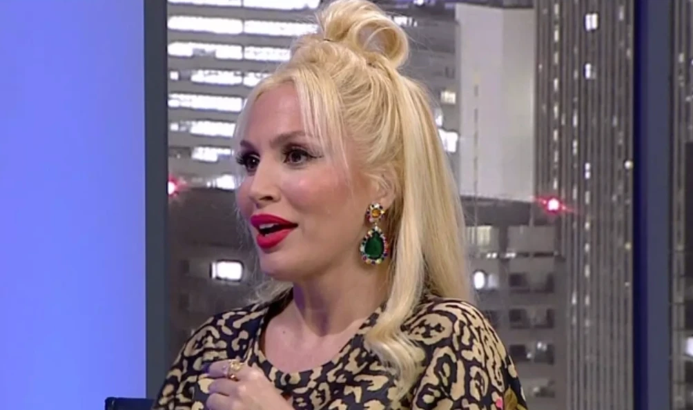 Söylemezsem Olmaz'da Lerzan Mutlu krizi! Ani bir kararla programı bıraktığını duyurdu, nedeni herkesi şaşırttı! 10 Ekran Resmi 2025 11 28 19.22.04