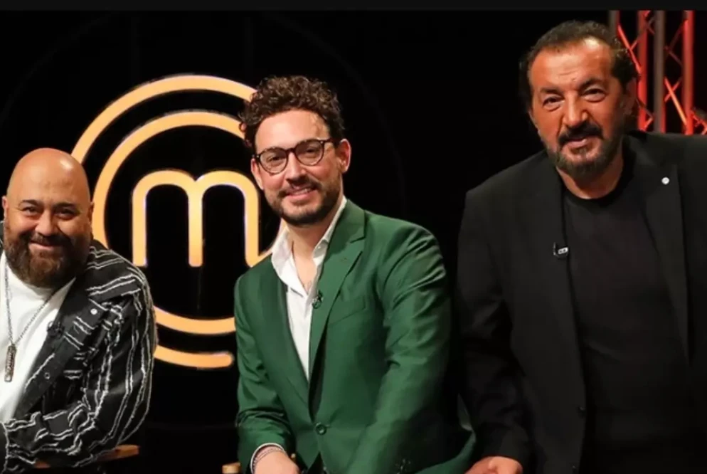 MasterChef Çağatay sözünü tuttu, saçlarını kestirdi! Yeni imajına sosyal medyadan beğeni yağdı! 10 Ekran Resmi 2025 12 01 15.25.04