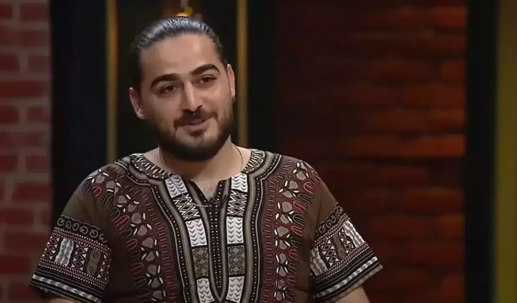 MasterChef 2025 Özkan Akan aslen nereli? MasterChef finalisti Özkan hakkında bilinmeyenler şaşırttı! 7 Ekran Resmi 2025 12 06 17.30.28 2