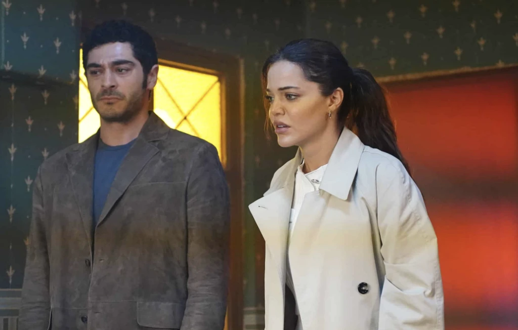 Sahtekarlar 9. Bölümde Hidayet Ertan’ı koruyor! Hidayet’in yerine vekaletten kim geçecek? 4 Ekran Resmi 2025 12 07 19.28.33