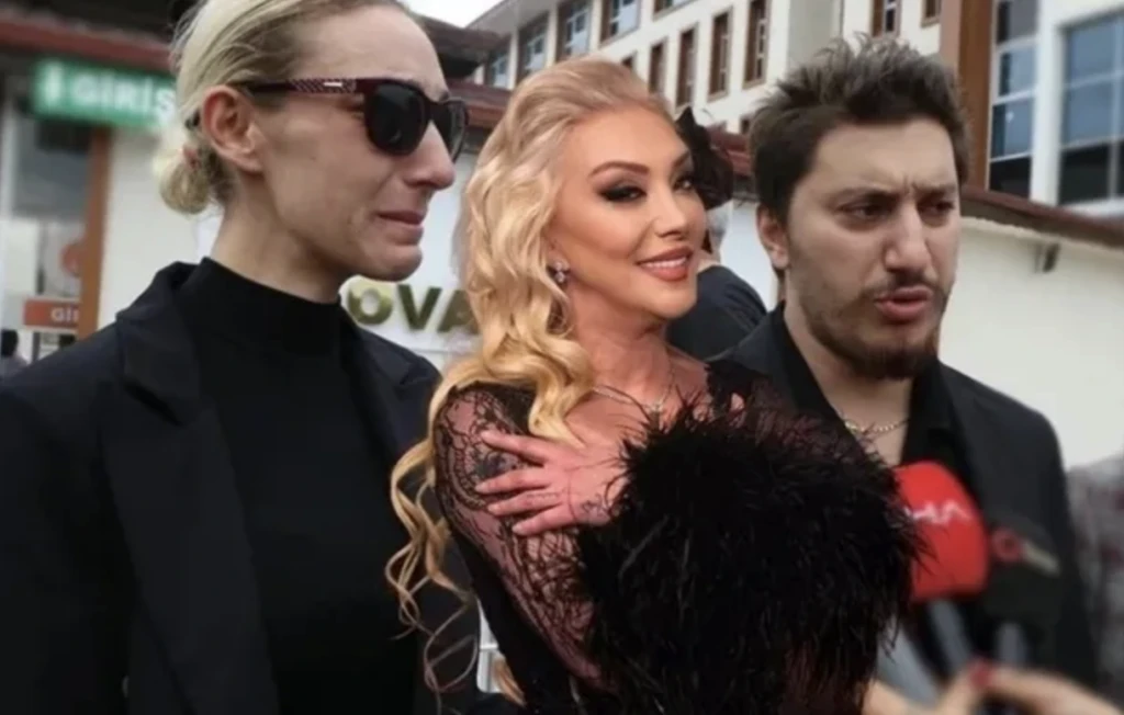 Ekran Resmi 2025 12 09 22.41.48