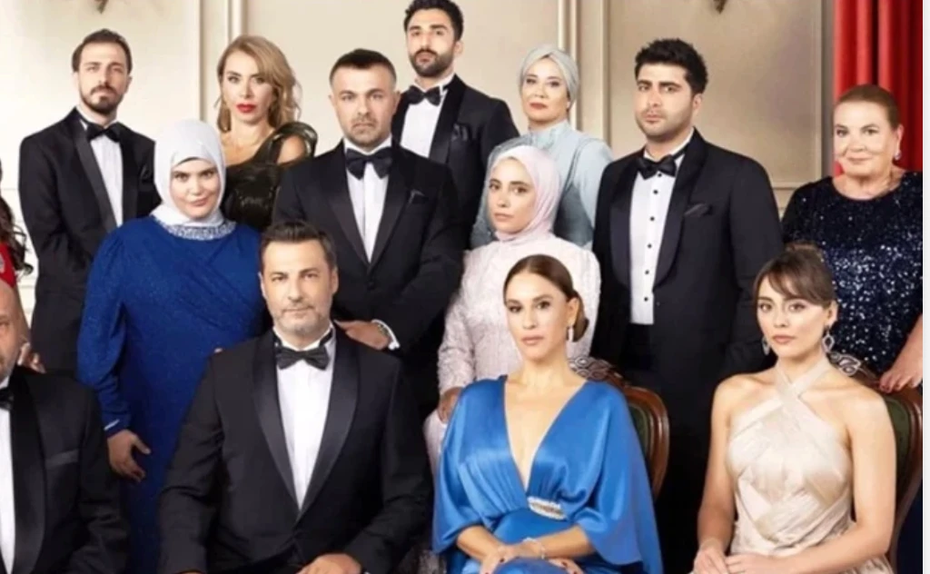 Kızılcık Şerbeti'nin Zülfikar'ı Bahtiyar Memili diziden ayrılıyor! Yaprak dökümü devam ediyor 4 Ekran Resmi 2025 12 11 20.00.35