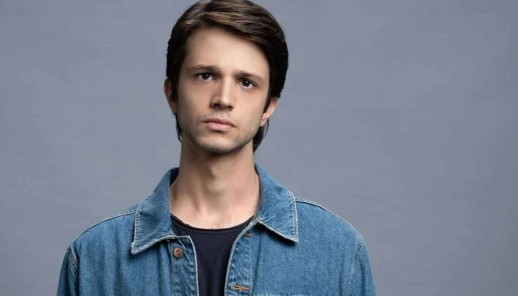 Arda Anarat kimdir, kaç yaşında? Arda Anarat aslen nereli? 5 Ekran Resmi 2025 12 11 23.57.19