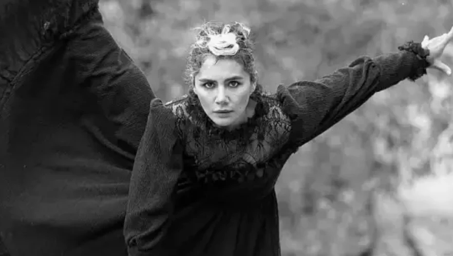 Özge Arslan kimdir, kaç yaşında? Özge Arslan aslen nereli? 4 Ekran Resmi 2025 12 13 11.13.29