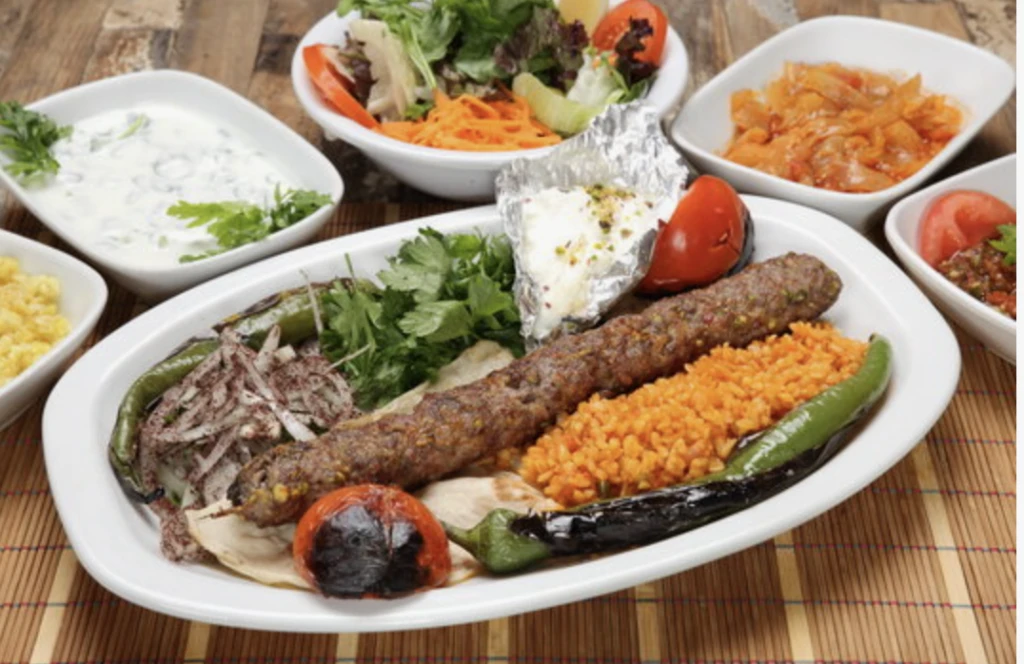 MasterChef All Star'ın viral olan fıstıklı kebap tarifi! Sosyal medya bunu konuşuyor, yok böyle bir lezzet 7 Ekran Resmi 2025 12 15 16.06.37