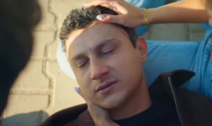 Uzak Şehir son bölüm sahnesi izleyiciyi ters köşe yaptı! Uzak Şehir Şahin ölecek mi? 6 Ekran goruntusu 2025 11 11 192903