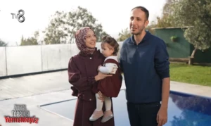 Zuhal Topal'la Yemekteyiz Abdullah Özsakabaşı kimdir, kaç yaşında? Yemekteyiz 1. gün yarışmacısı merak edildi! 4 Ekran goruntusu 2025 11 17 181000