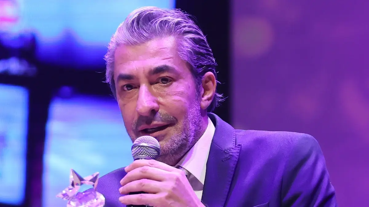 Erkan Petekkaya 4