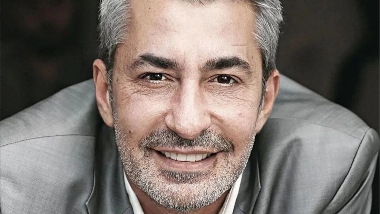 Erkan Petekkaya yıllar sonra annesiyle ilgili konuştu! Canlı yayında zor anlar yaşadı 7 Erkan Petekkaya 6