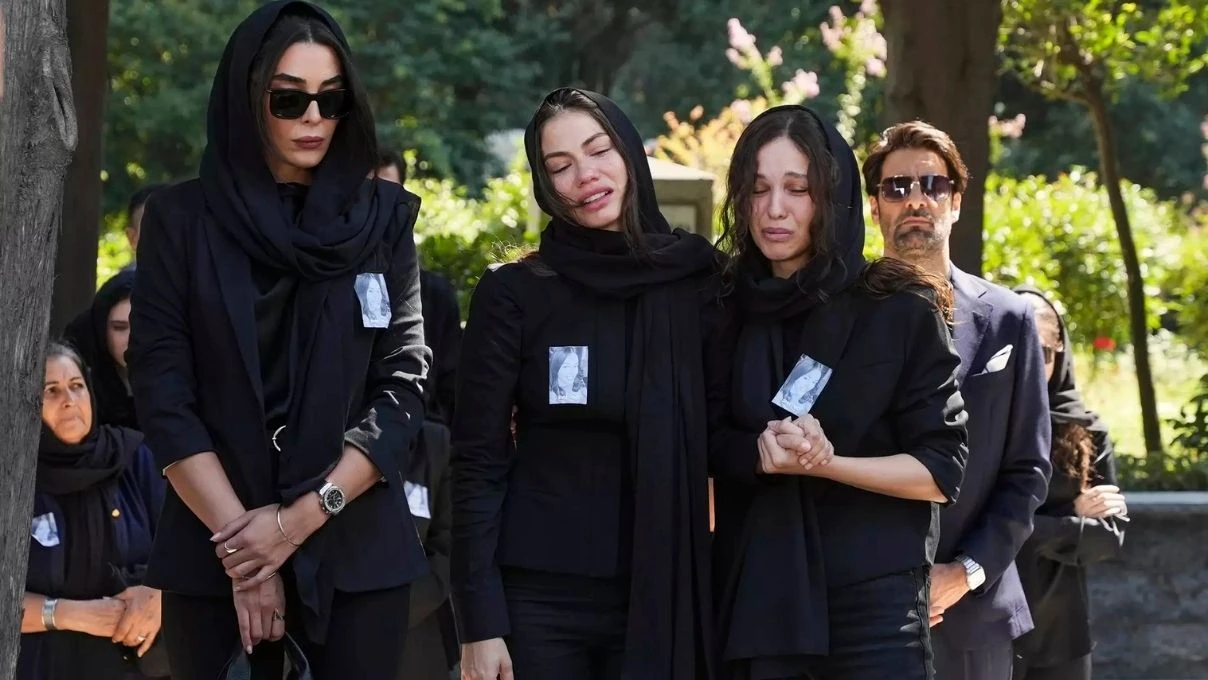 Eşref Rüya Afra öldü mü? Ebrar Karabakan kimdir?
