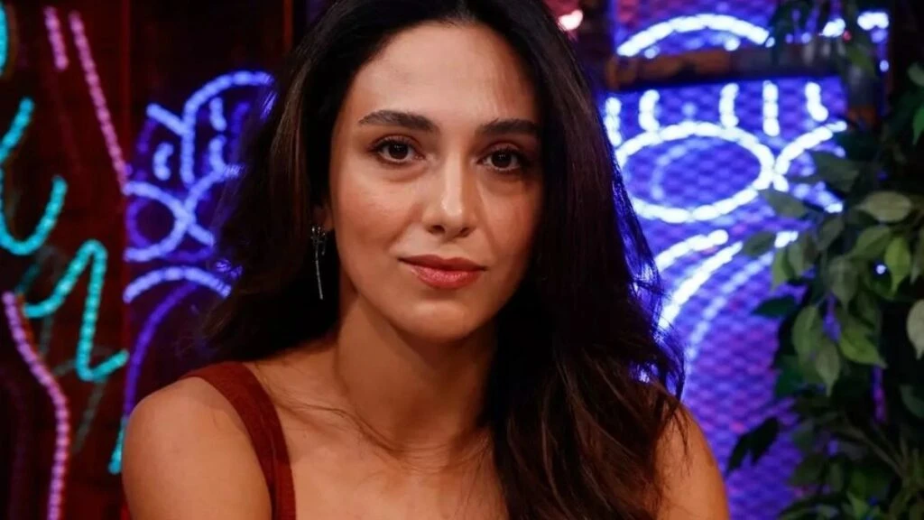 Eşref Rüya dizisinin Gonca’sı Ebru Aytemur’dan dikkat çeken açıklama! “Başarının sırrı işini seven bir ekibin olması”