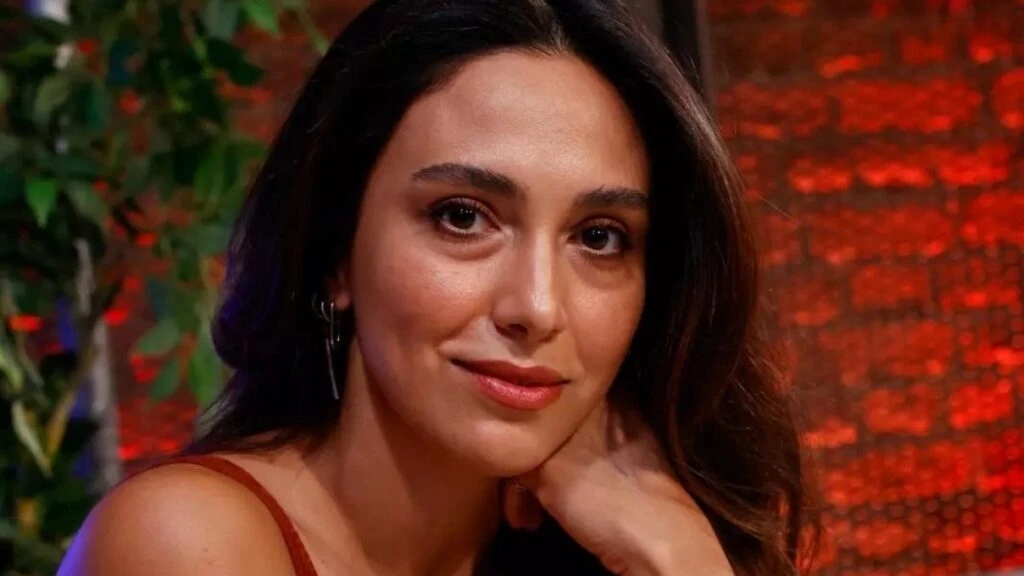 Eşref Rüya dizisinin Gonca’sı Ebru Aytemur’dan dikkat çeken açıklama! “Başarının sırrı işini seven bir ekibin olması”