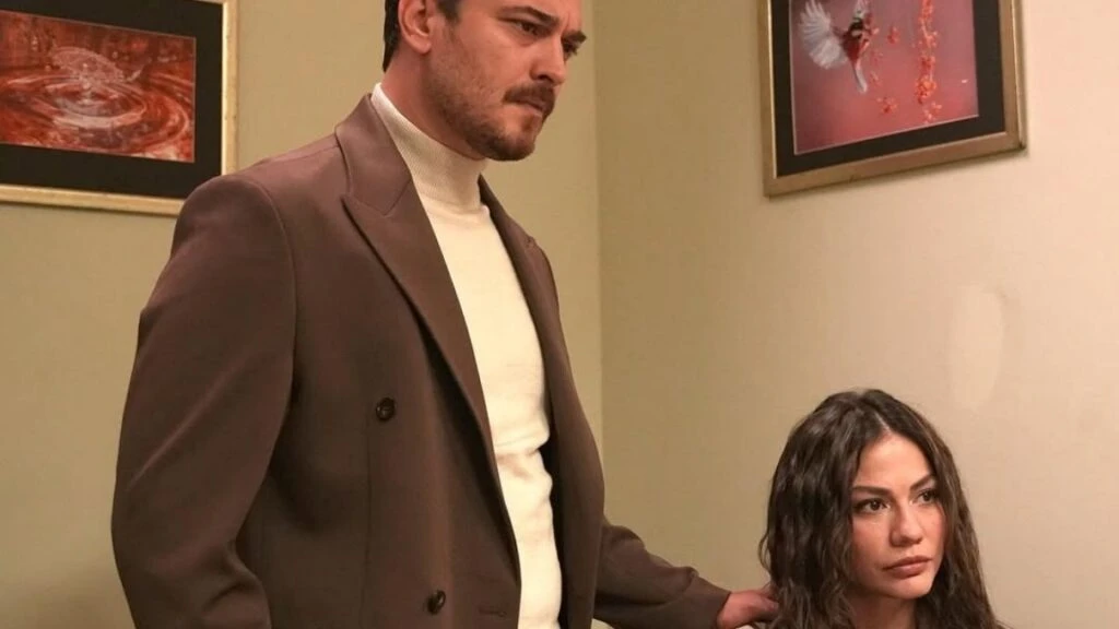 Esref Ruyada Cagatay Ulusoy ve Demet Ozdemirin sahneleri yurek hoplatti Sosyal medyada gundem oldu