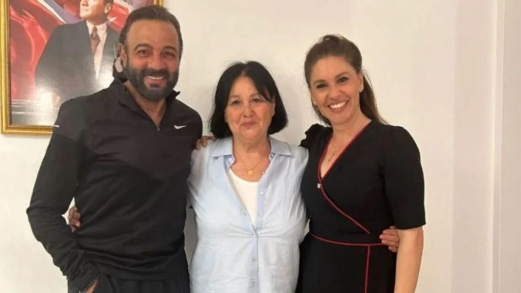 Evrim Alasya Kerem Alisiki annesiyle tanistirdi Aysun Alasya Gurur notu ile paylasti