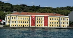 Galatasaray Universitesi 1200x630 1