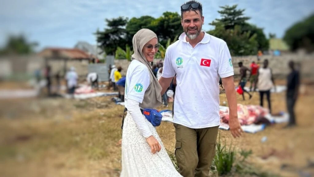 Gamze Ozcelik ve esi Reshad Strik evlilik yildonumlerini kutladi 1. yil kutlamalari baslasin