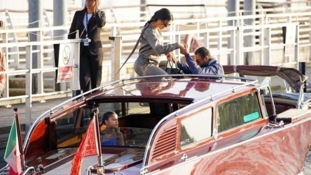 Georgina Rodriguez Venedik Film Festivali’nde devasa nişan yüzüğüyle gösteriş yaptı!