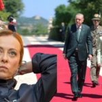 Giorgia Meloninin yesil takimi sosyal medyada gundem oldu Iste yesil renginin anlami