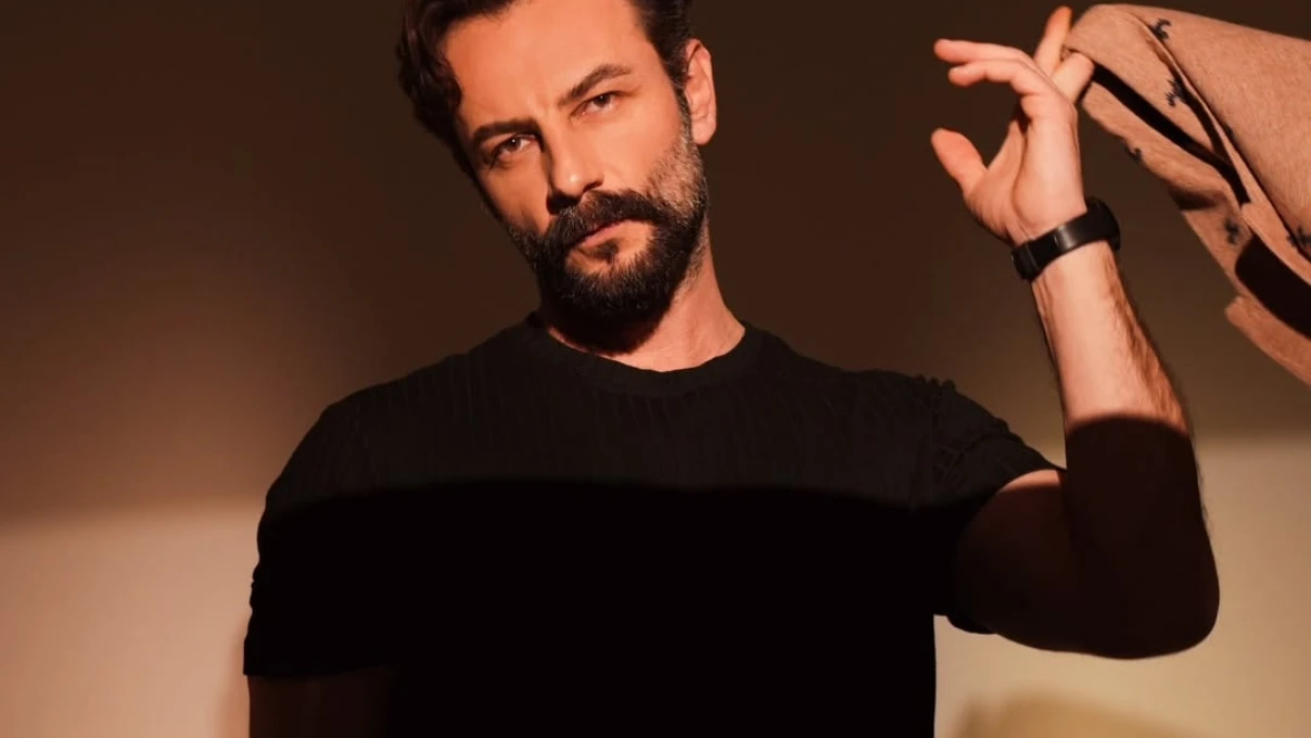 Gokberk Demircinin basrolunde oldugu Son Nefes Canakkale filminden ilk kareler Yuzbasi Kemal Sagiroglu karakteriyle begeni topladi