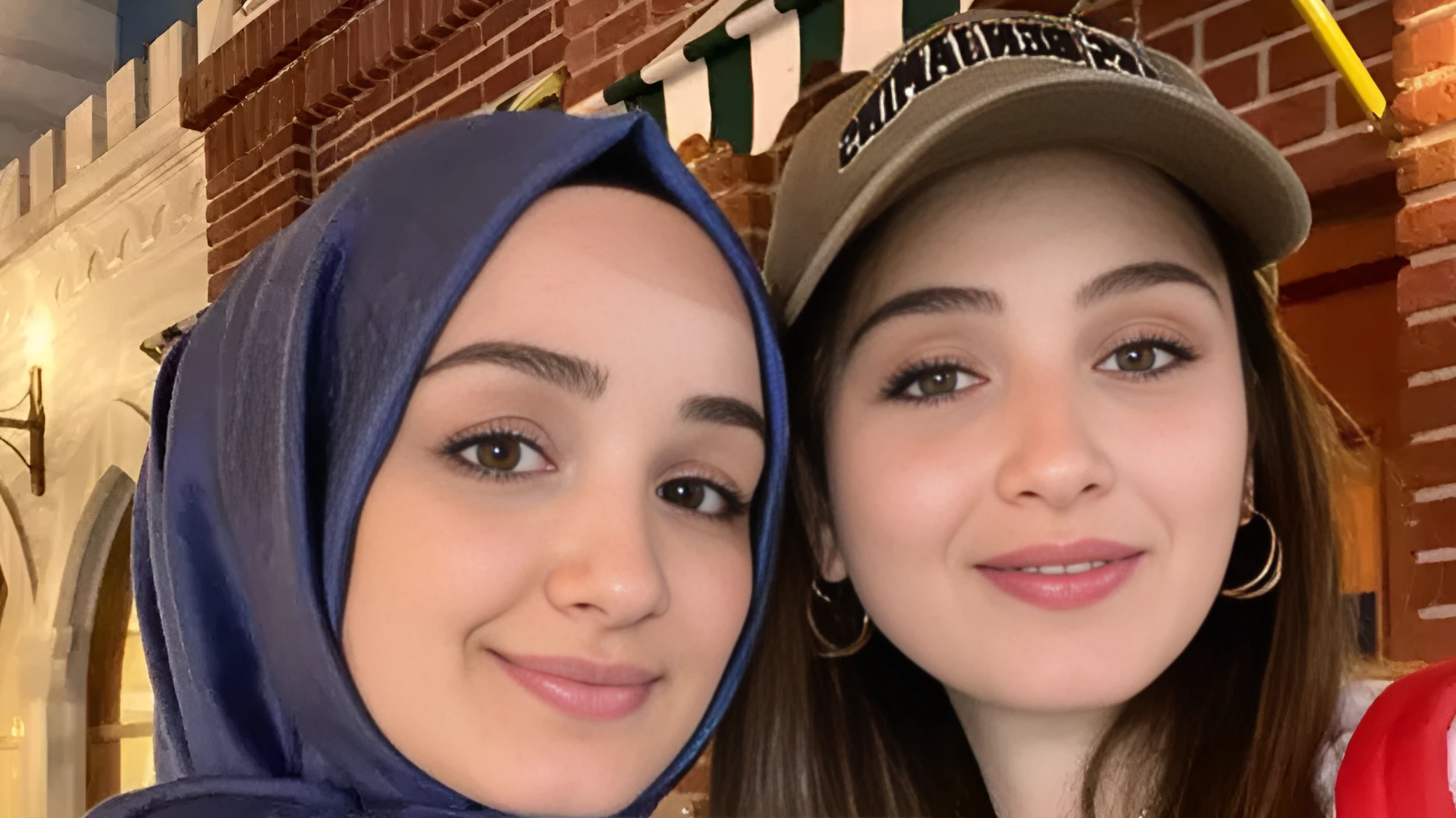 Gönül Dağı dizisinin Leyla'sı Gökçe Akyıldız'ın kardeşi ortaya çıktı! Görenler pes dedi 7 Gokce Akyildiz 4 restored